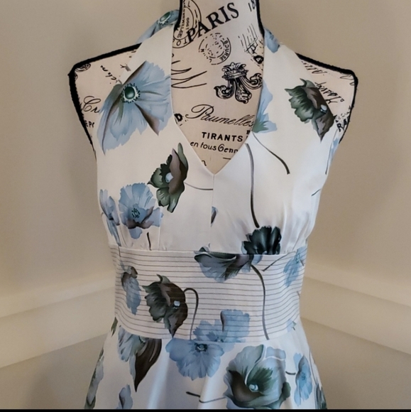 Gorgeous Donna Ricco Dress - Picture 8 of 14